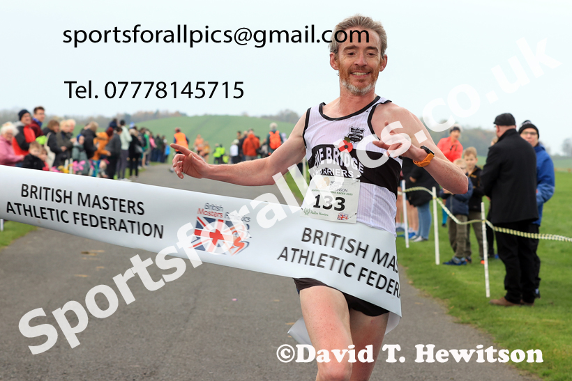 Mens and Womens 2025 Heaton Memorial 10k Road Race, Newcastle Town Moor, Sunday, November 9th. Photo: David T. Hewitson/Sports for All Pics